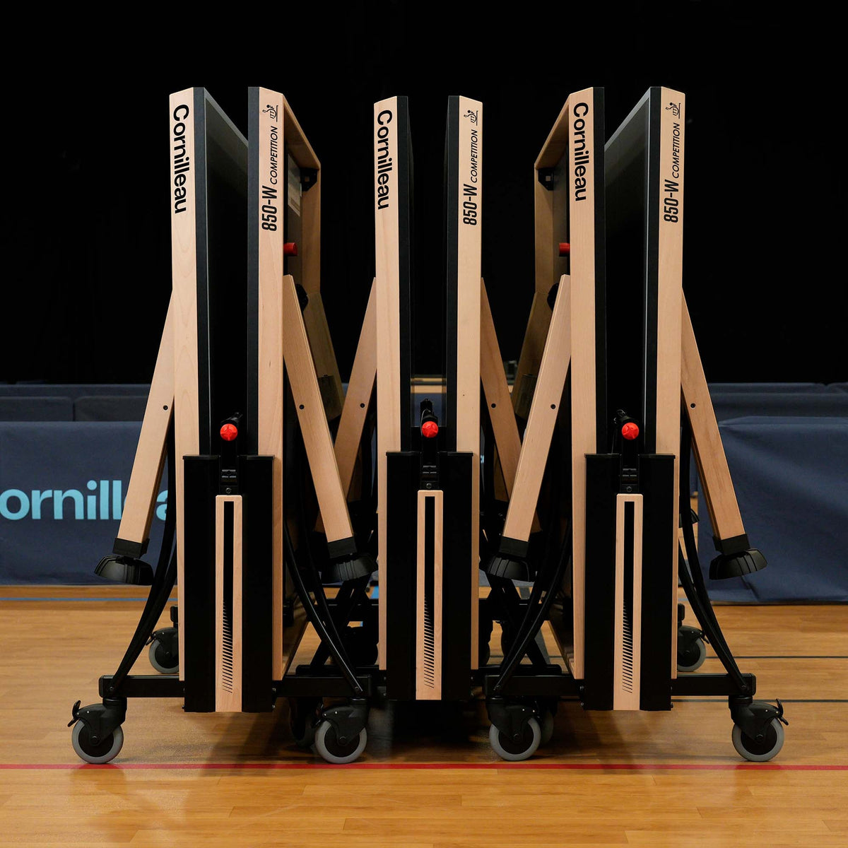 Cornilleau 850 ITTF Table